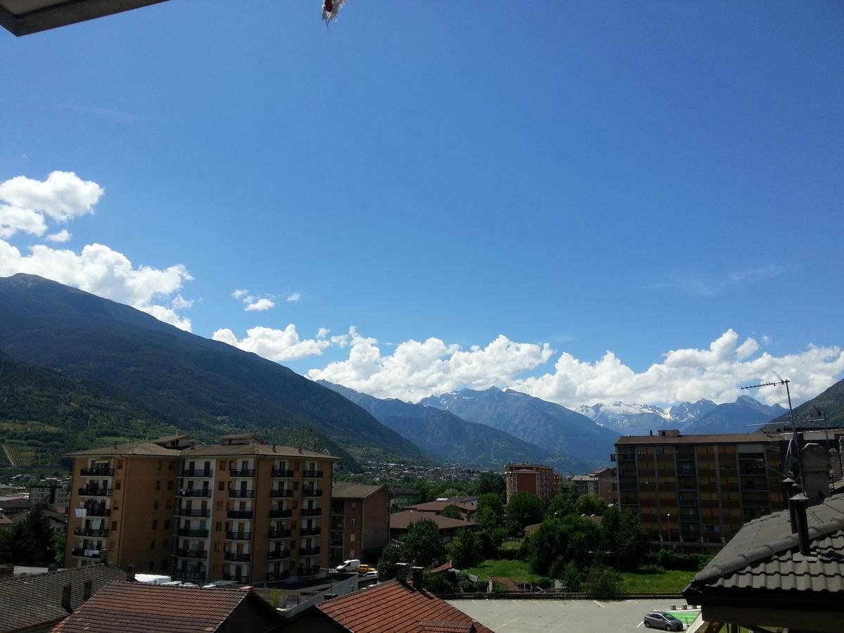 Arc En Ciel Apartment Аоста Екстериор снимка